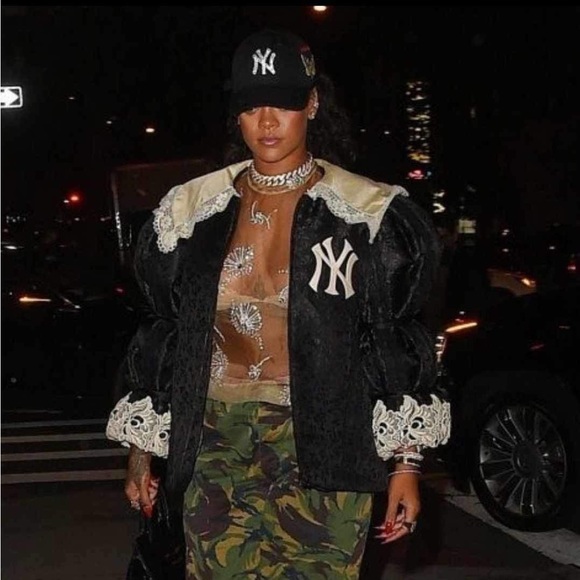 Gucci x NY Yankees (MLB) Canvas Baseball Cap - Picture 12 of 13